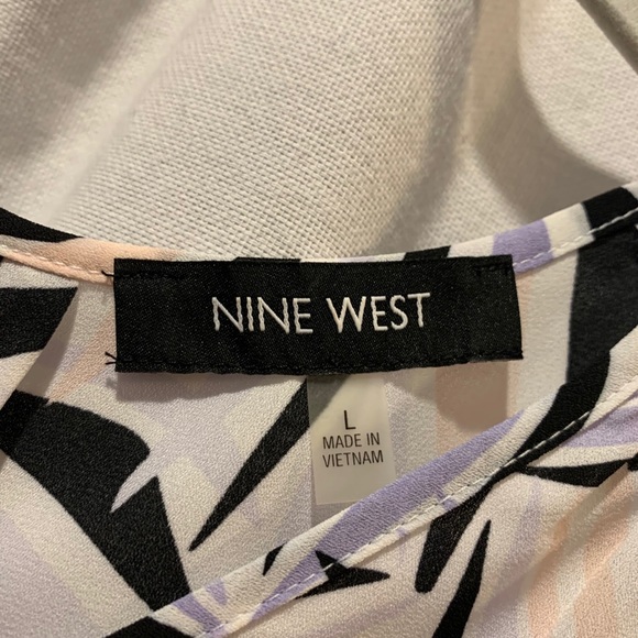 Nine West Multi Color Sleeveless Blouse - Picture 4 of 4